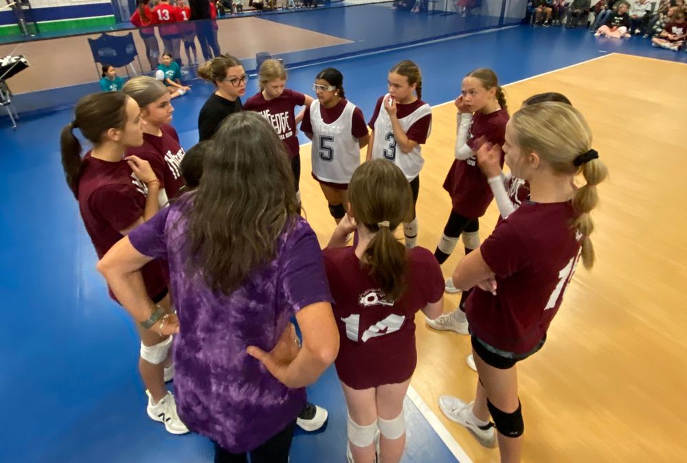 2024 CYL-13 Jen huddles in time out